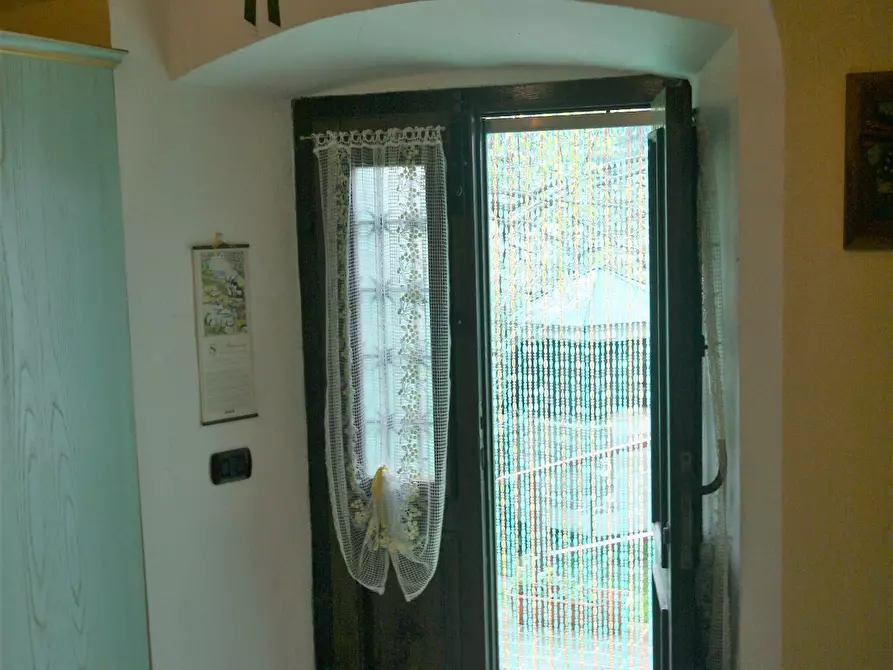 Immagine 34 di Casa colonica in vendita  a Carrara