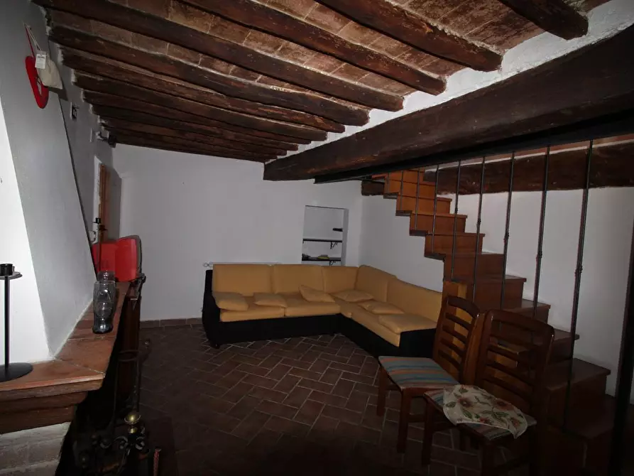 Immagine 1 di Appartamento in vendita  a Murlo