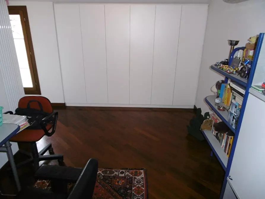 Immagine 10 di Mansarda in vendita  a Empoli