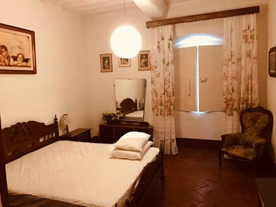 Immagine 25 di Casa colonica in vendita  a Calci