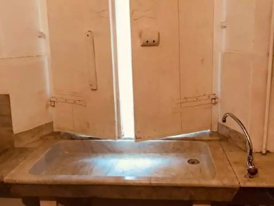 Immagine 23 di Casa colonica in vendita  a Calci