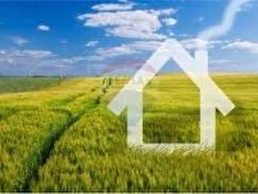 Immagine 3 di Terreno residenziale in vendita  a Pontedera