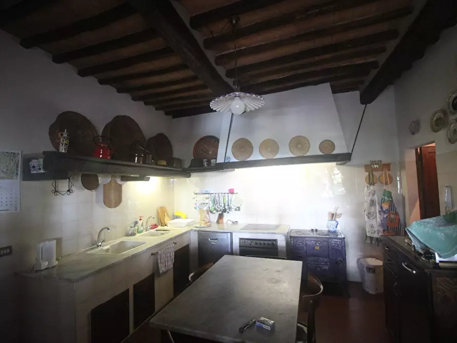 Immagine 11 di Casa colonica in vendita  a Pienza