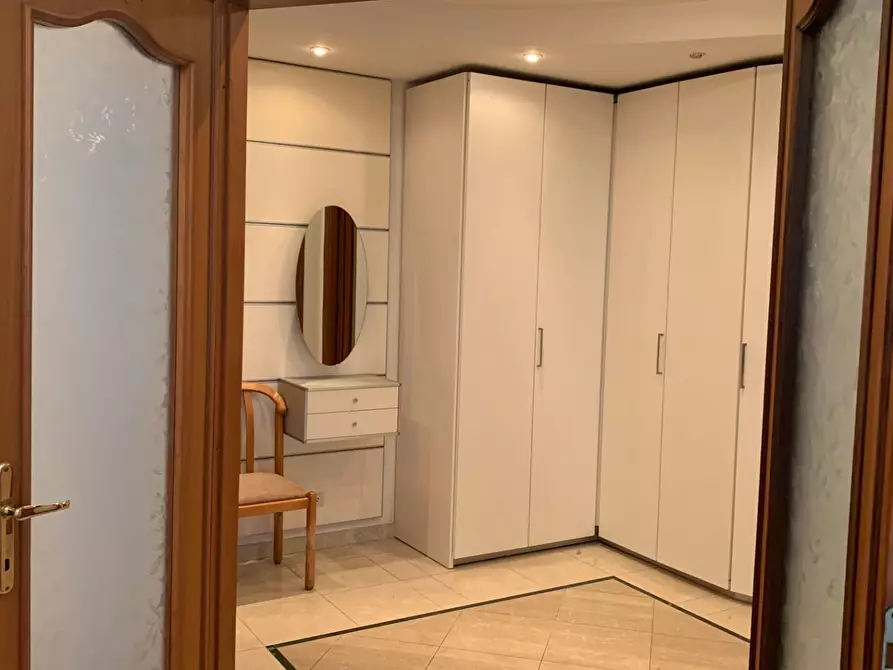 Immagine 7 di Appartamento in vendita  a Carrara