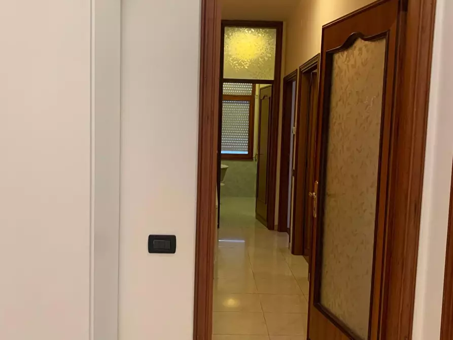 Immagine 8 di Appartamento in vendita  a Carrara