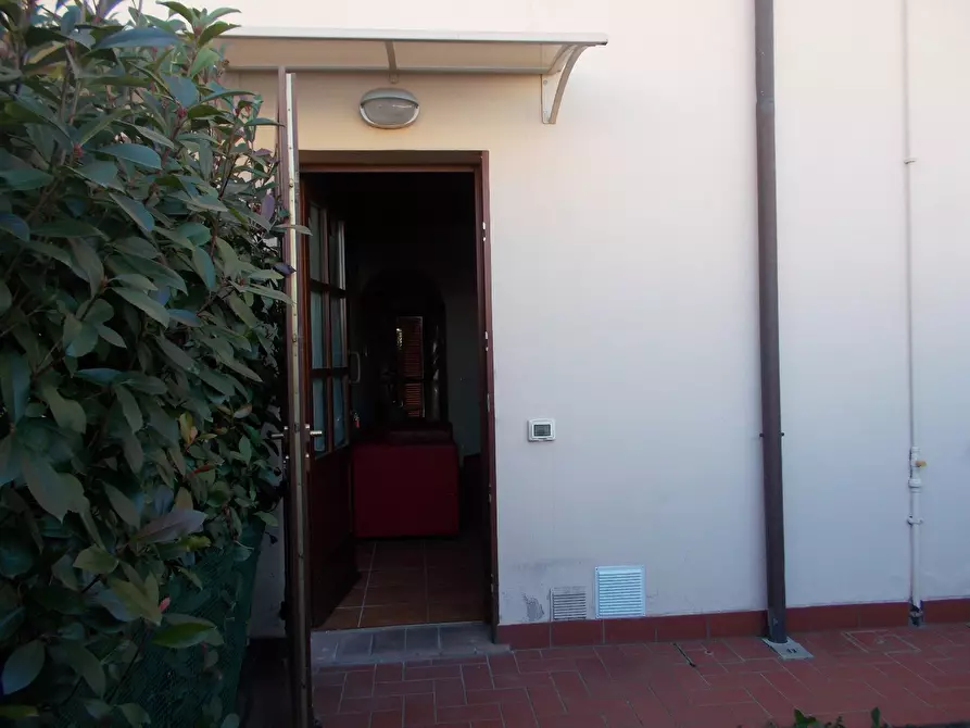 Immagine 4 di Appartamento in affitto  a Pontedera
