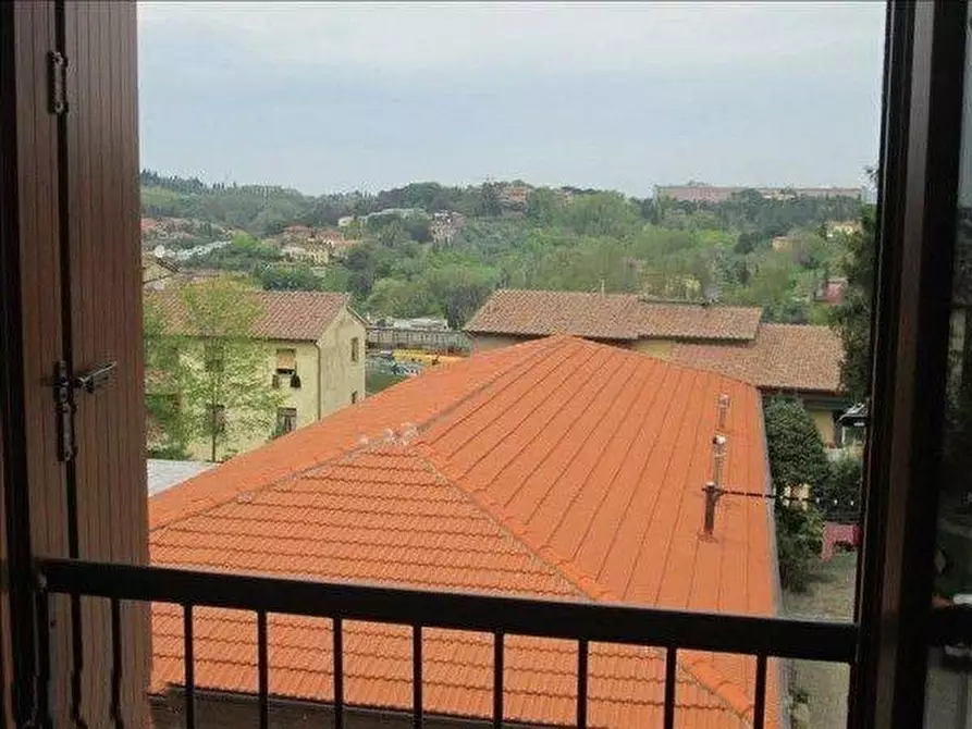 Immagine 10 di Appartamento in vendita  a Siena