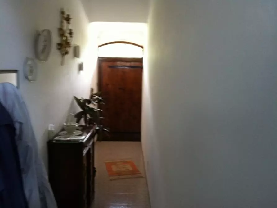 Immagine 5 di Appartamento in vendita  a Siena