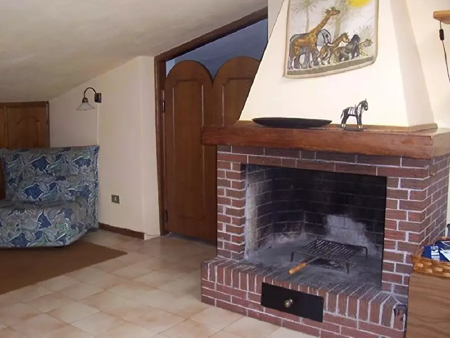 Immagine 5 di Appartamento in vendita  a Colle Di Val D'elsa