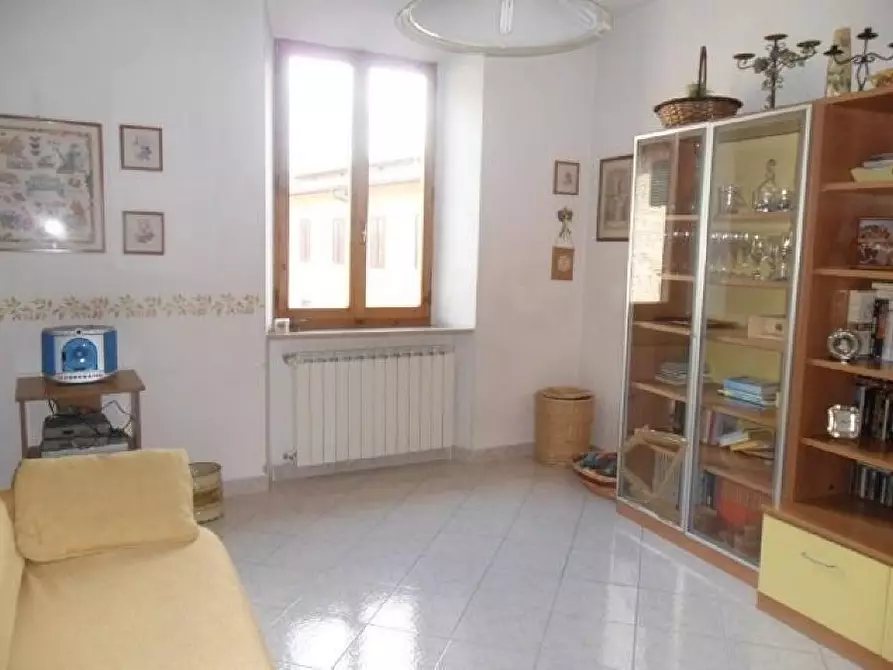 Immagine 7 di Appartamento in vendita  a Colle Di Val D'elsa