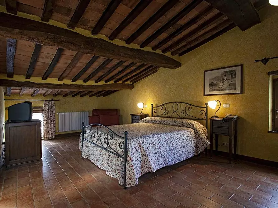 Immagine 1 di Albergo/B&B/Residence in vendita  a Montalcino