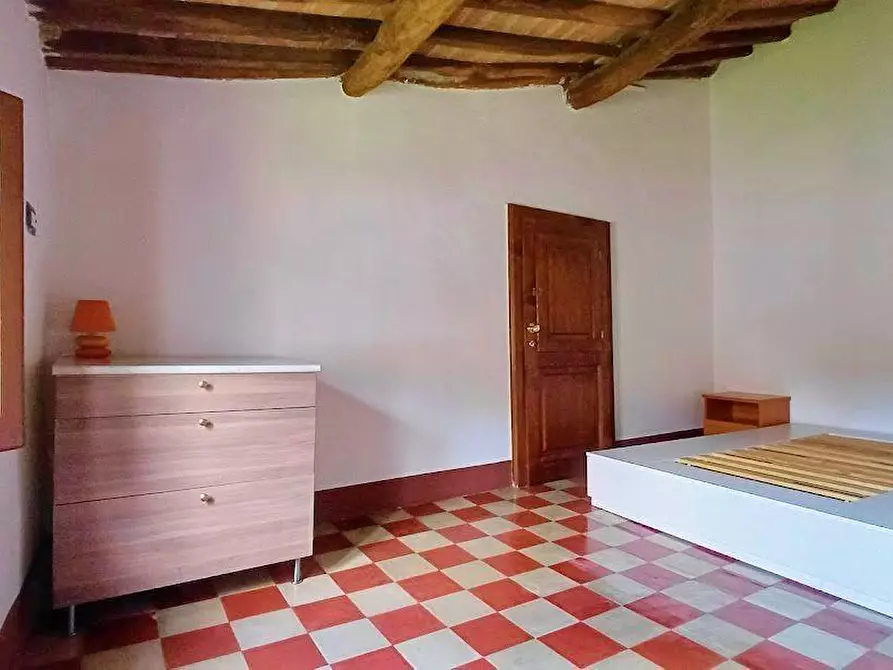 Immagine 14 di Appartamento in vendita  a Buti