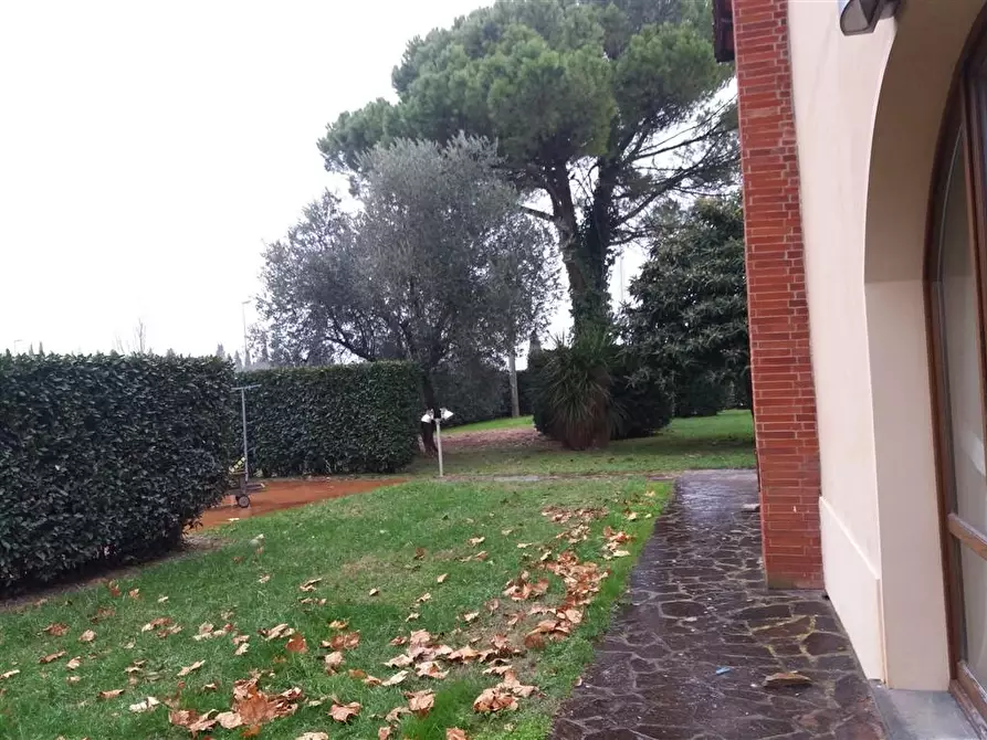 Immagine 18 di Villa in vendita  a San Miniato