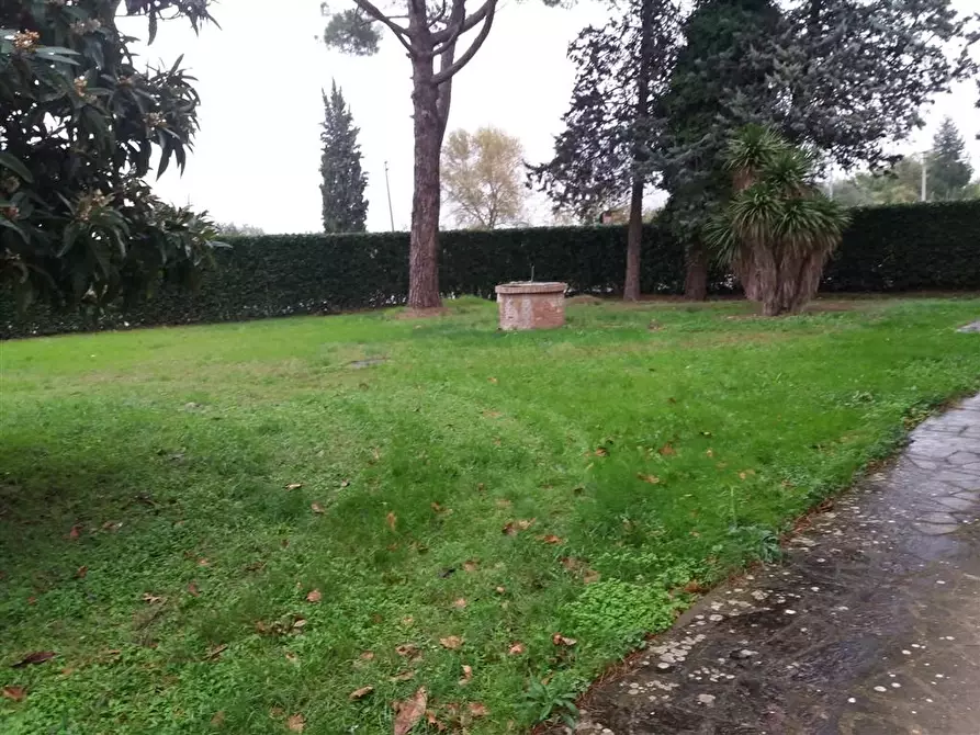 Immagine 1 di Villa in vendita  a San Miniato