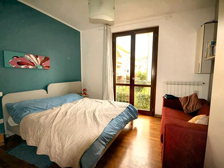 Immagine 9 di Appartamento in vendita  a Lucca