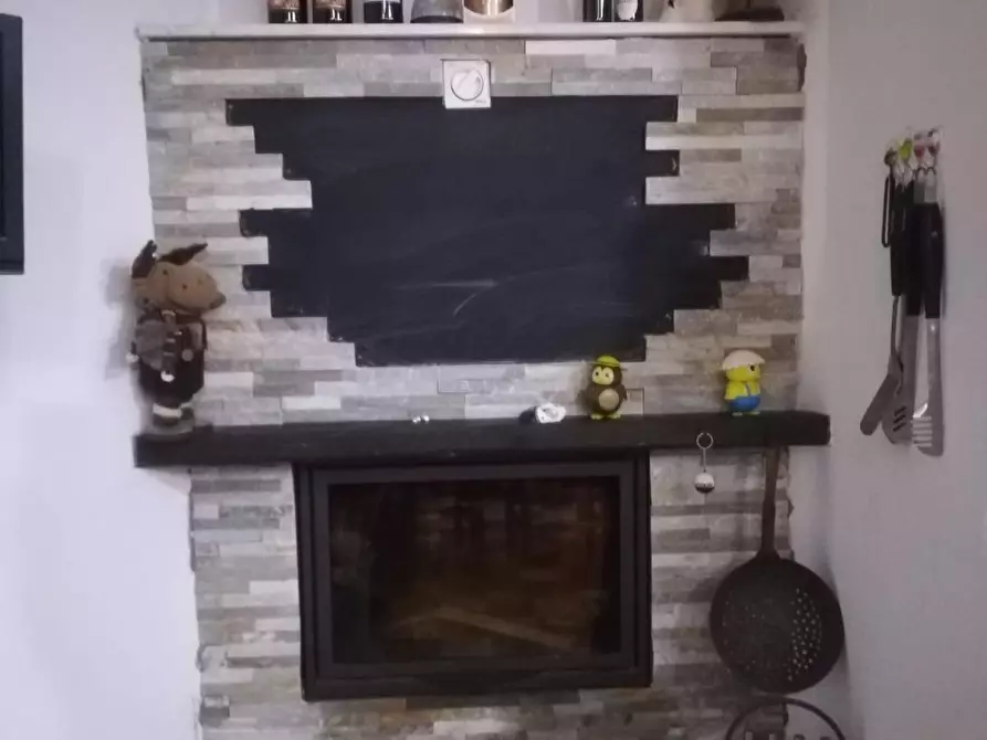 Immagine 3 di Appartamento in vendita  a Carrara