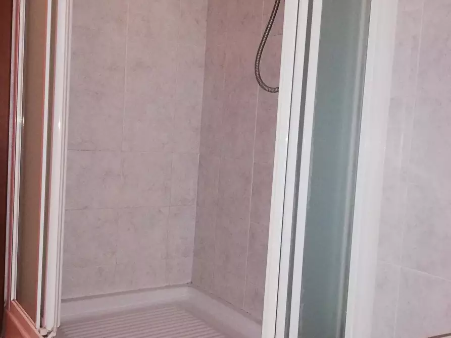 Immagine 17 di Appartamento in vendita  a Santa Maria A Monte