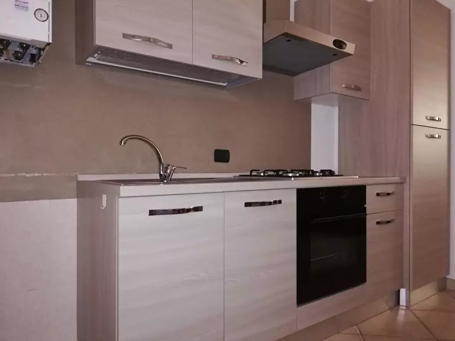 Immagine 10 di Appartamento in vendita  a Santa Maria A Monte