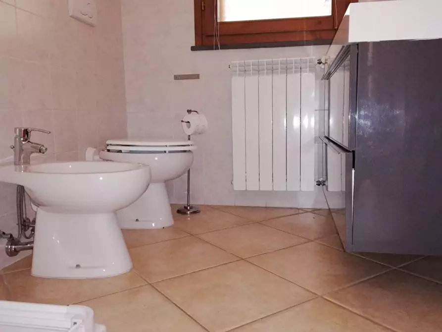 Immagine 16 di Appartamento in vendita  a Santa Maria A Monte