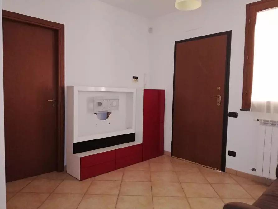 Immagine 8 di Appartamento in vendita  a Santa Maria A Monte