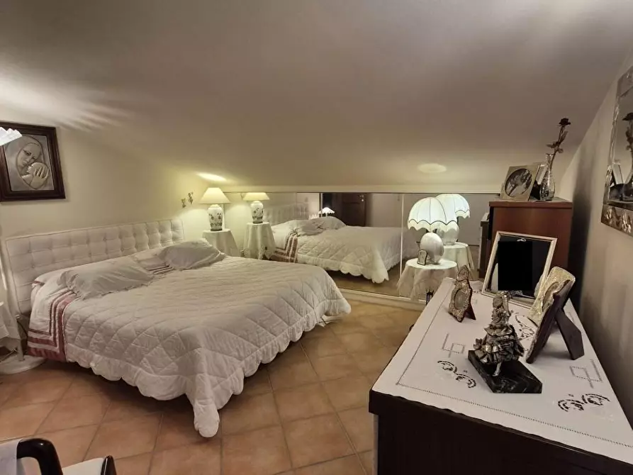 Immagine 83 di Villa in vendita  a Massarosa