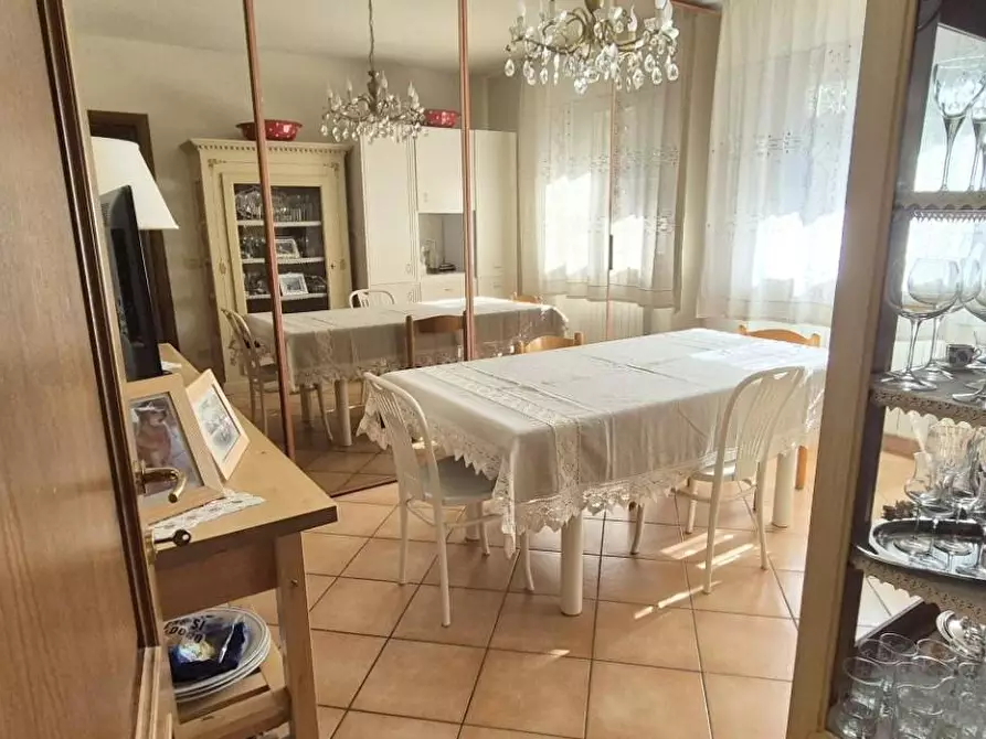 Immagine 27 di Villa in vendita  a Massarosa