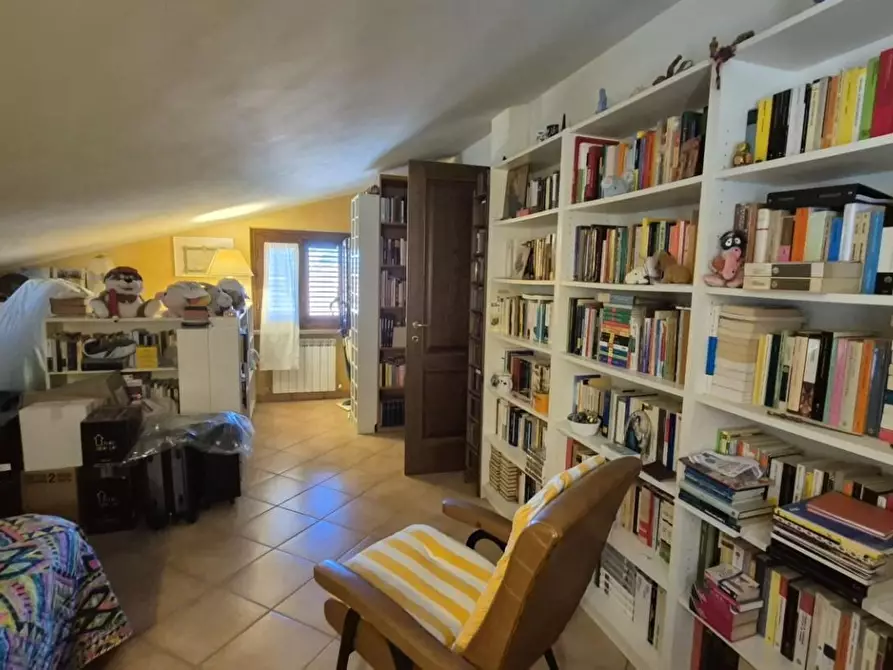 Immagine 97 di Villa in vendita  a Massarosa