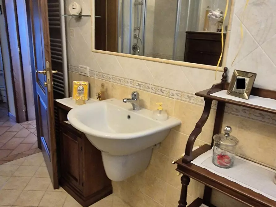 Immagine 39 di Villa in vendita  a Massarosa