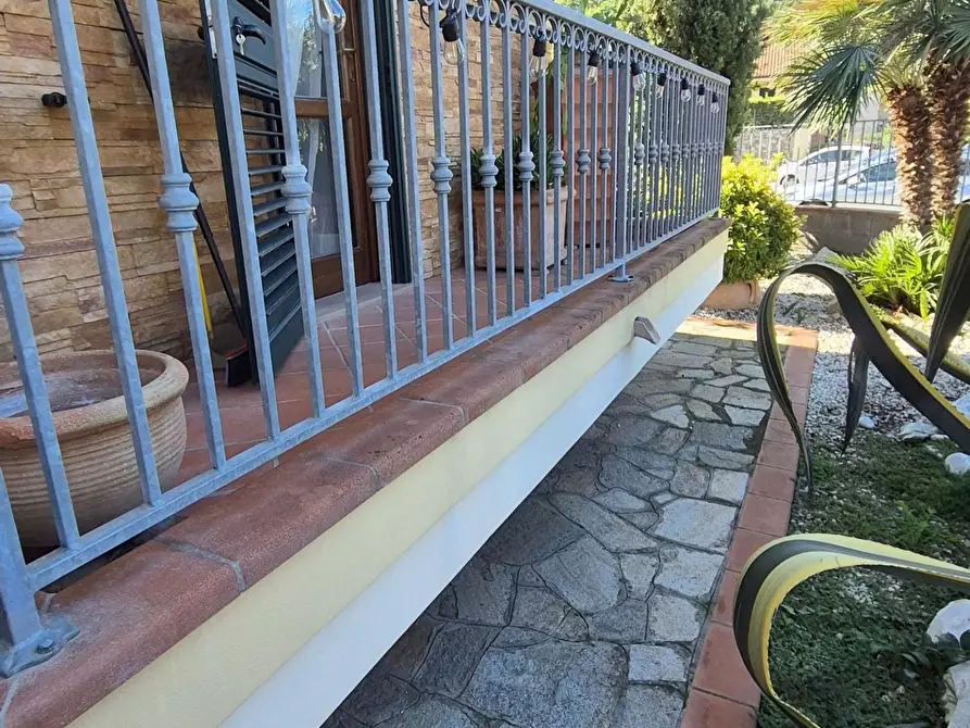 Immagine 108 di Villa in vendita  a Massarosa