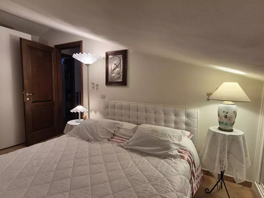 Immagine 88 di Villa in vendita  a Massarosa