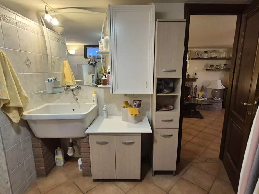 Immagine 72 di Villa in vendita  a Massarosa