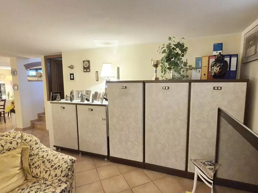 Immagine 49 di Villa in vendita  a Massarosa