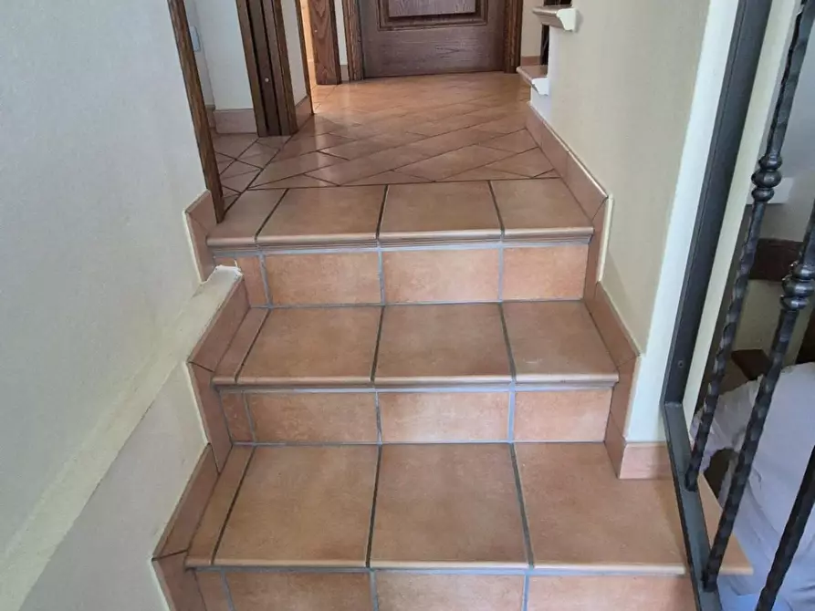 Immagine 75 di Villa in vendita  a Massarosa