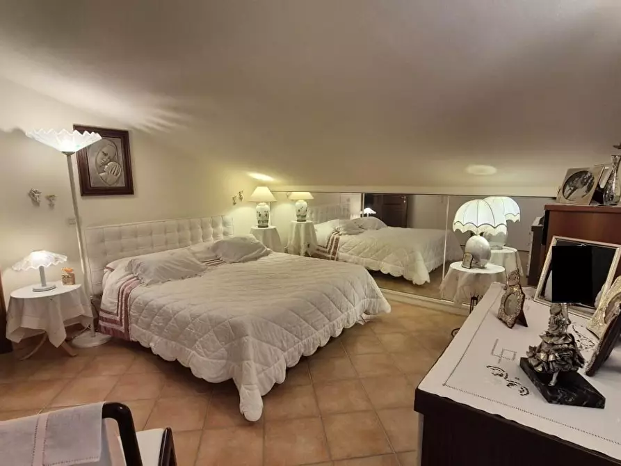 Immagine 84 di Villa in vendita  a Massarosa