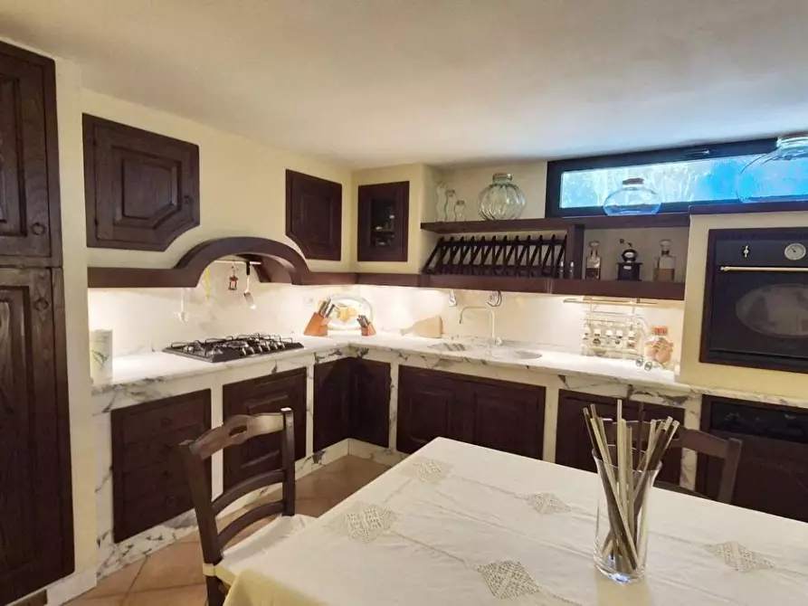 Immagine 53 di Villa in vendita  a Massarosa