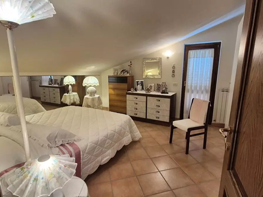 Immagine 82 di Villa in vendita  a Massarosa