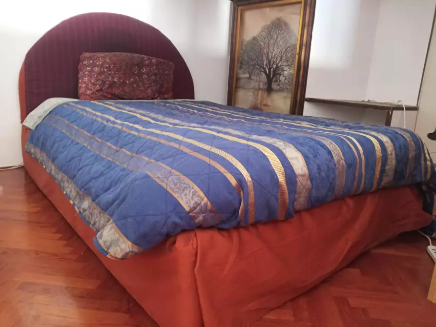 Immagine 5 di Appartamento in affitto  a Livorno