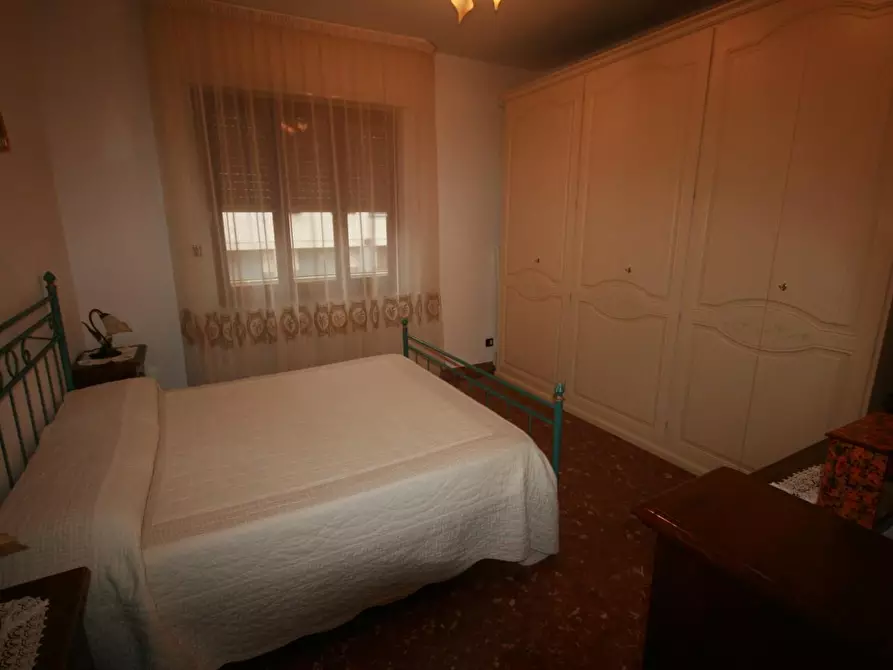 Immagine 9 di Appartamento in vendita  a Carrara