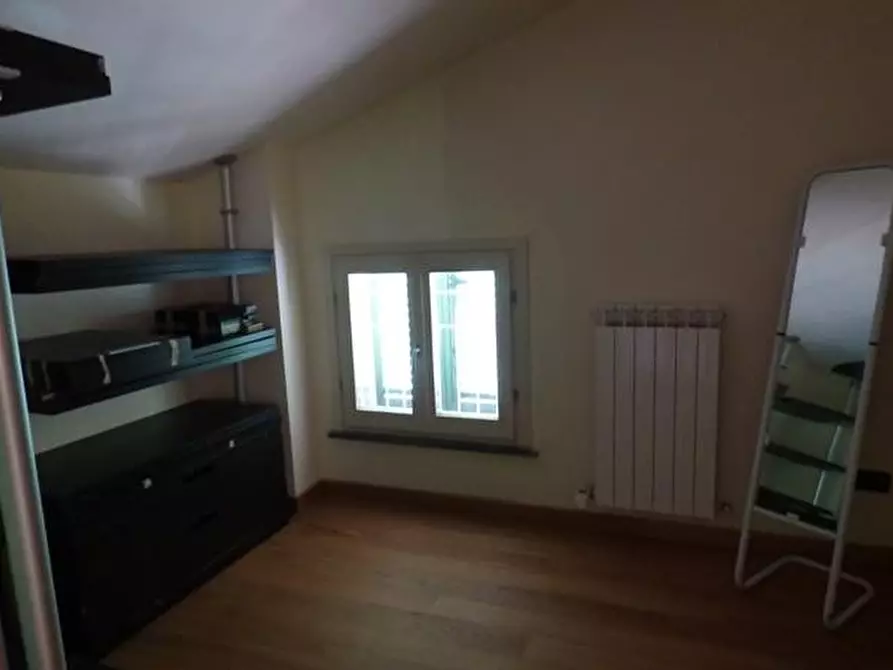 Immagine 30 di Villetta a schiera in vendita  a Lucca