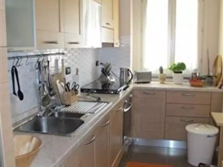 Immagine 4 di Villetta a schiera in vendita  a Lucca