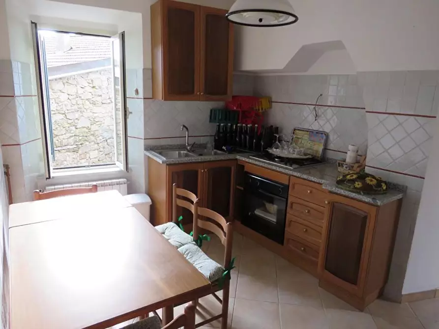 Immagine 5 di Casa indipendente in vendita  a Pontremoli