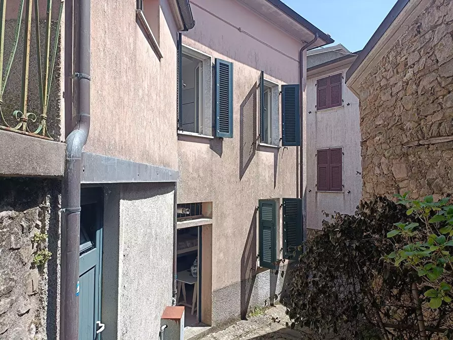 Immagine 14 di Casa indipendente in vendita  a Pontremoli