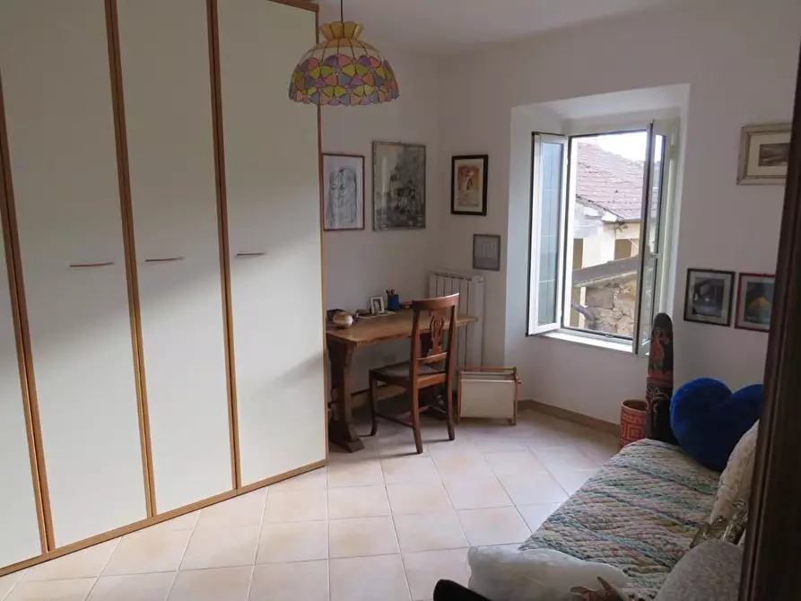 Immagine 9 di Casa indipendente in vendita  a Pontremoli