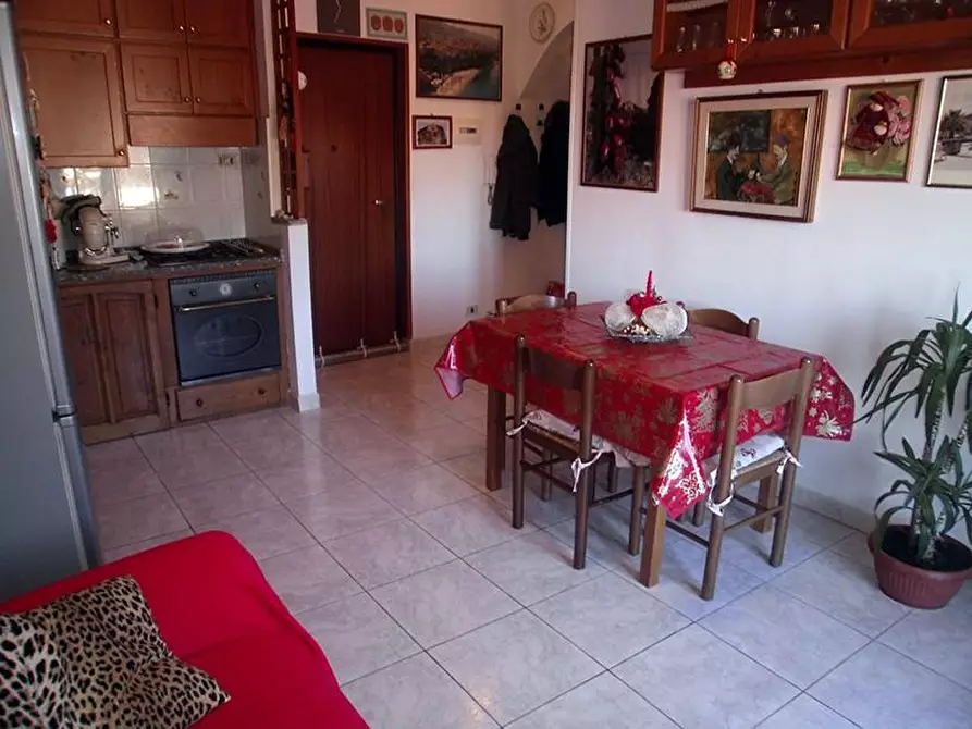 Immagine 3 di Appartamento in vendita  a Ameglia