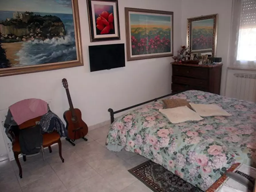 Immagine 9 di Appartamento in vendita  a Ameglia