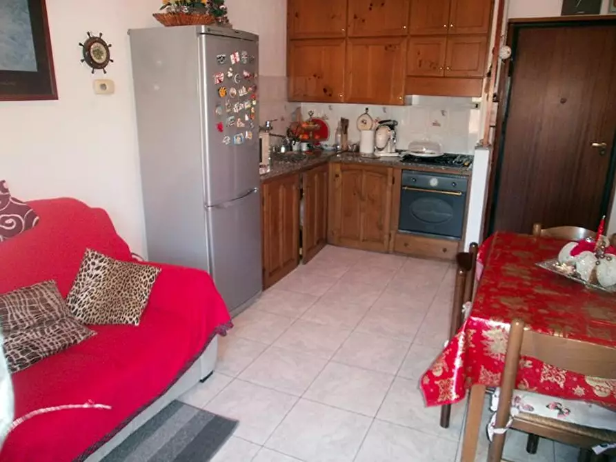 Immagine 2 di Appartamento in vendita  a Ameglia