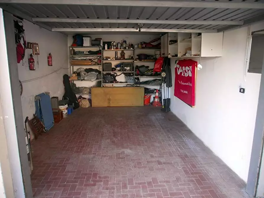 Immagine 13 di Appartamento in vendita  a Ameglia