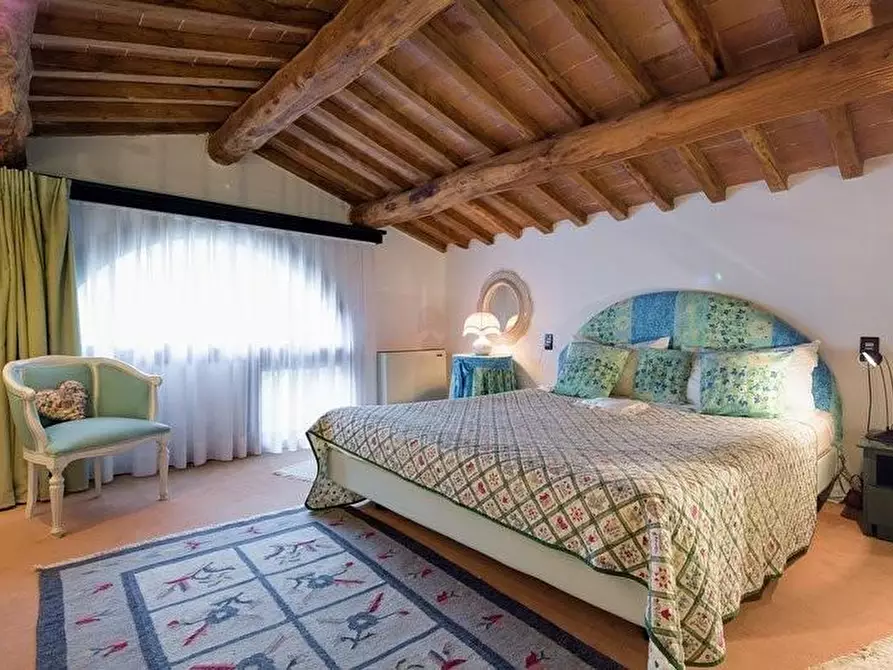 Immagine 24 di Casa colonica in vendita  a San Miniato