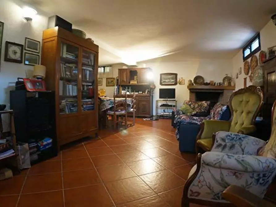 Immagine 27 di Casa indipendente in vendita  a San Giuliano Terme