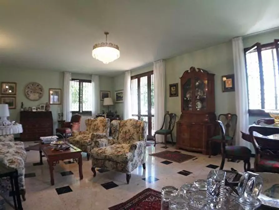 Immagine 3 di Casa indipendente in vendita  a San Giuliano Terme